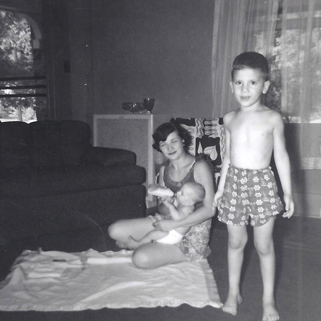 Bertie Cohn Levin feeding Janet Levin Pack and Les Lesley, Aug 5, 1956