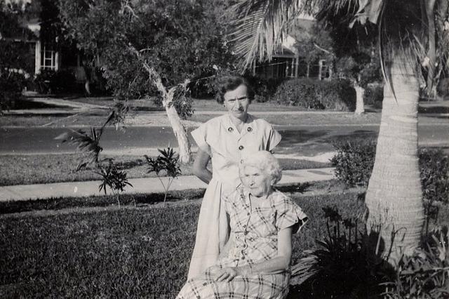 Sophie Goldberg and Bertha Holdstein - front
