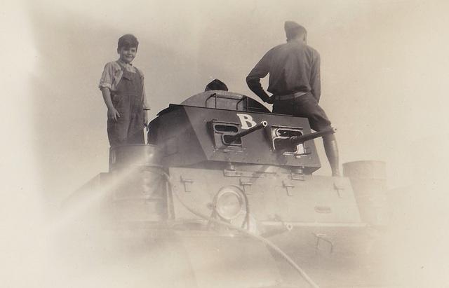 Robert Ribakoff on a tank
