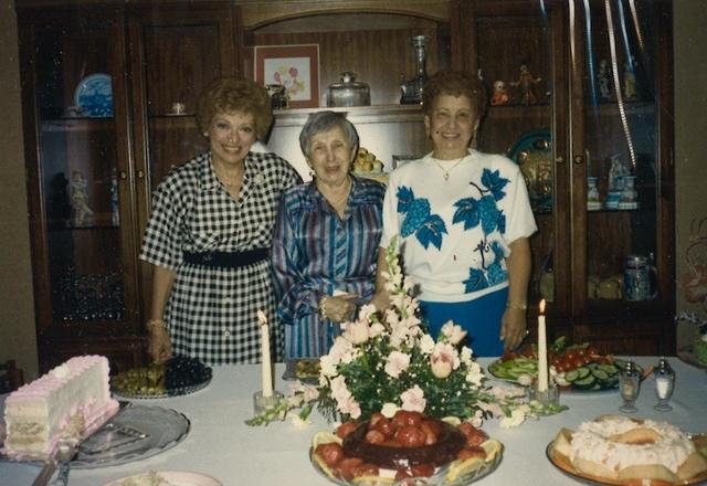 Ruthie Steinlauf Mason, Lena Steinlauf, Sophie Bernstein Steinlauf