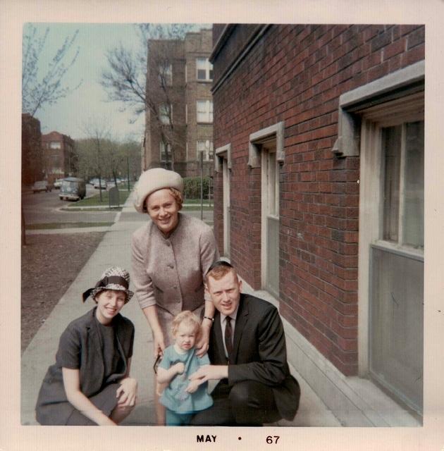 Annie Weisz, Joe Weiss, Joyce Steinlauf Weiss, Rivka Weiss Goldstein