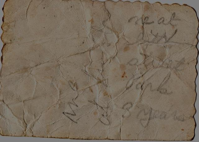 Edith Rivka Weiss.  Abt 1940 (back)