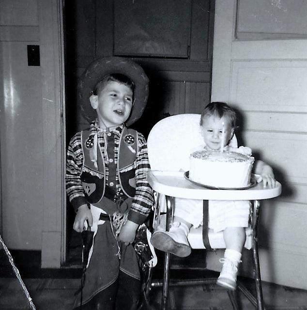 Lesley Levin and Janet Yocheved Levin Pack