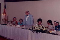 Dina Glazer Spivack, Anna Herszkowicz Hecht, Ted Clutz, Thelma Hecht Clutz, Marcia Clutz Tropp, Arnie Tropp